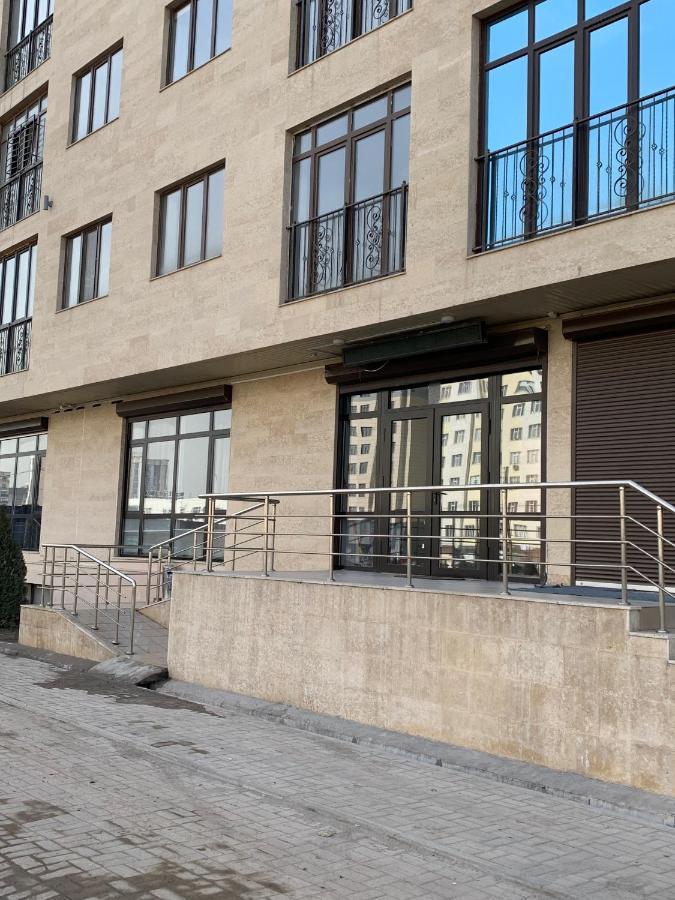 Magistral Hostel Bishkek Luaran gambar