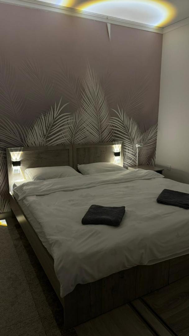Magistral Hostel Bishkek Luaran gambar
